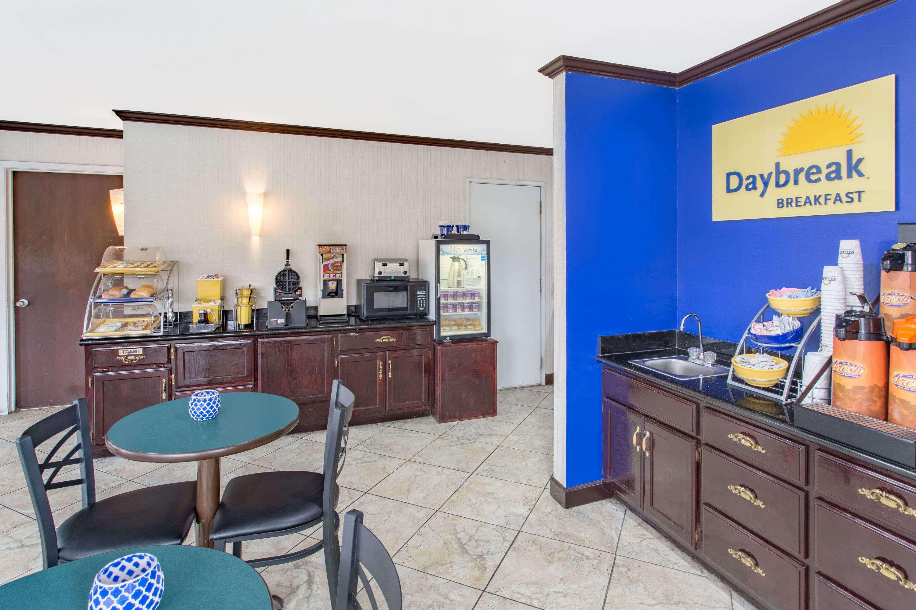 Monticello Quality Inn & Suites מראה חיצוני תמונה