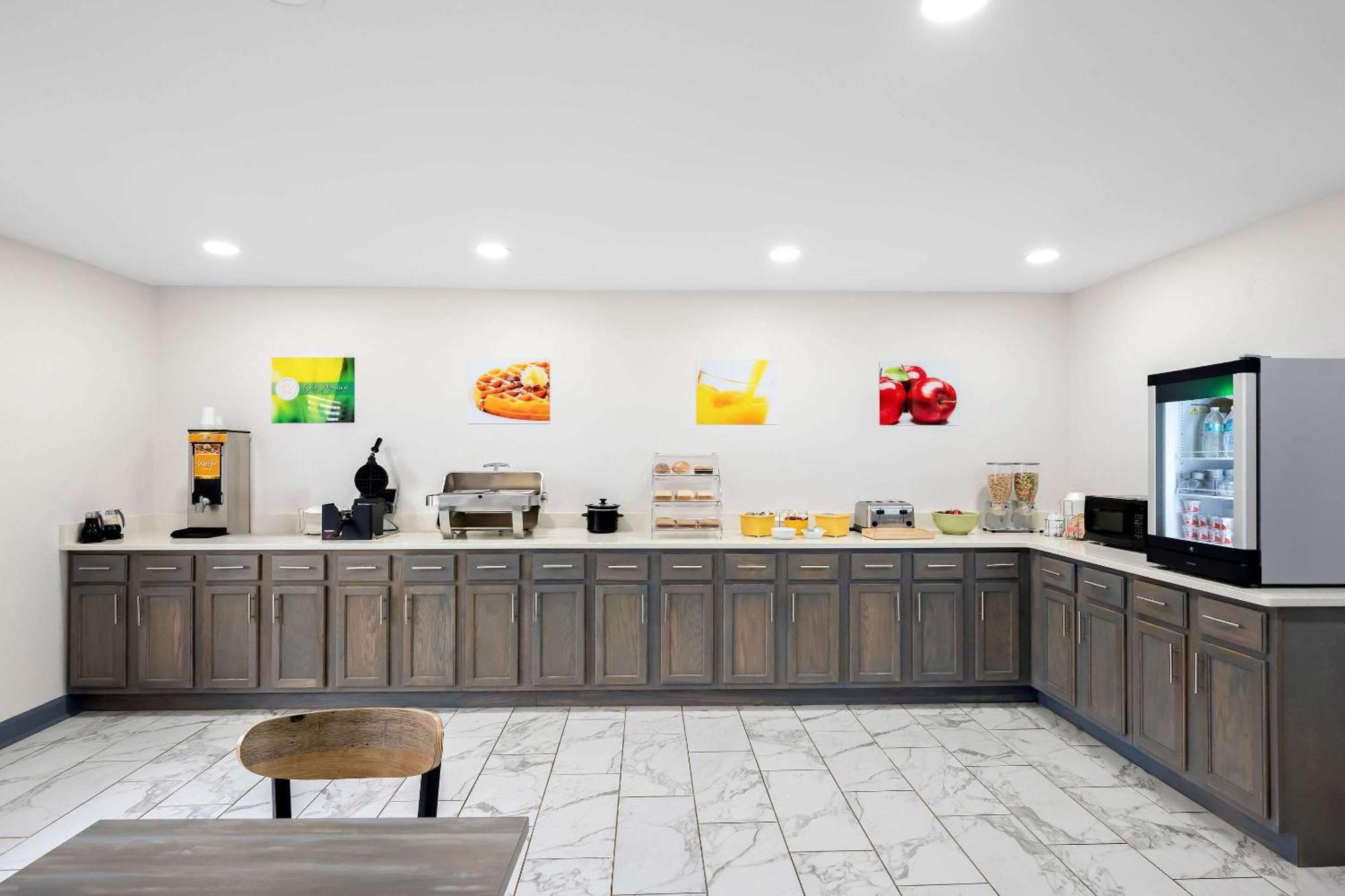 Monticello Quality Inn & Suites מראה חיצוני תמונה