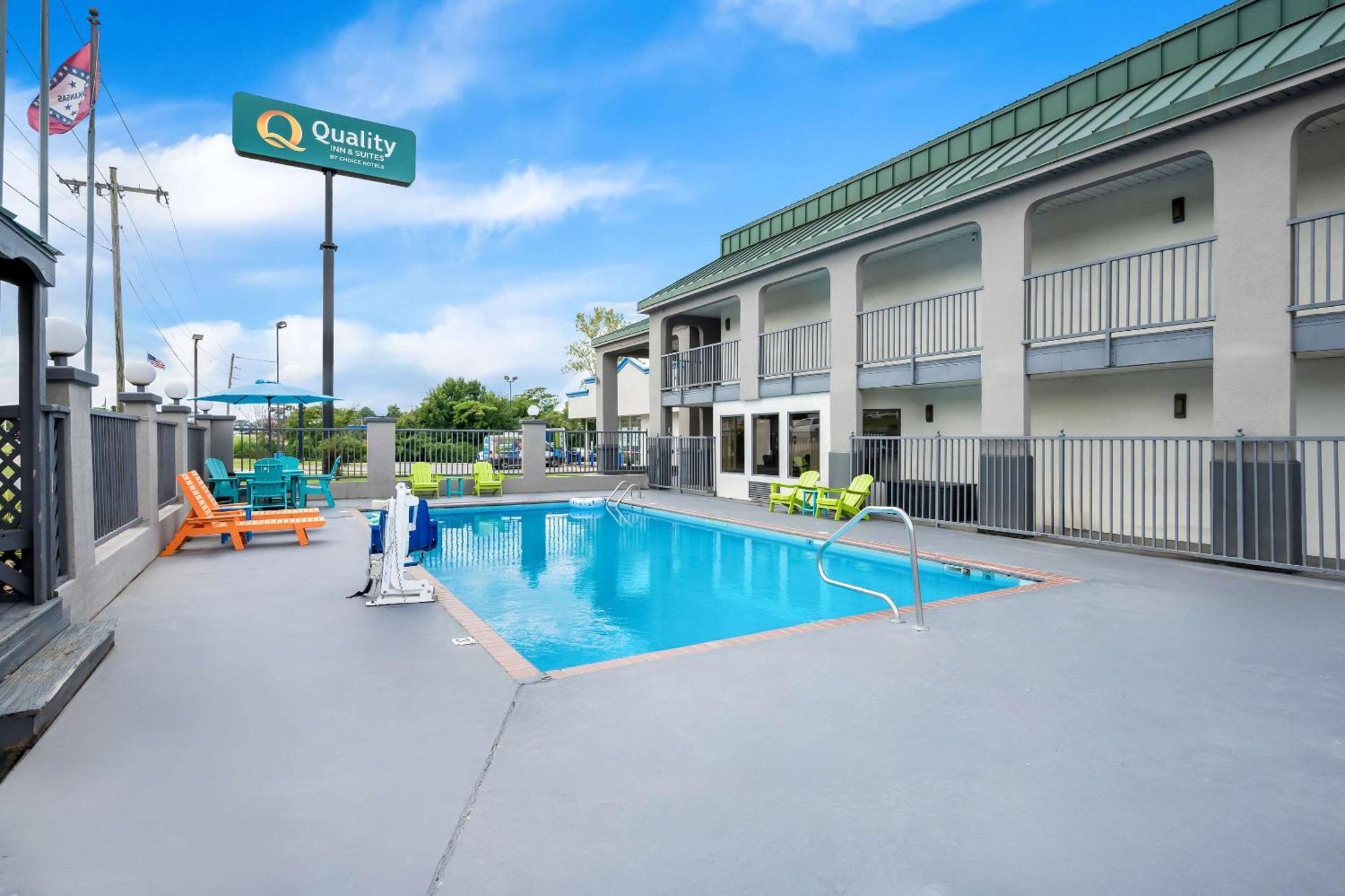 Monticello Quality Inn & Suites מראה חיצוני תמונה