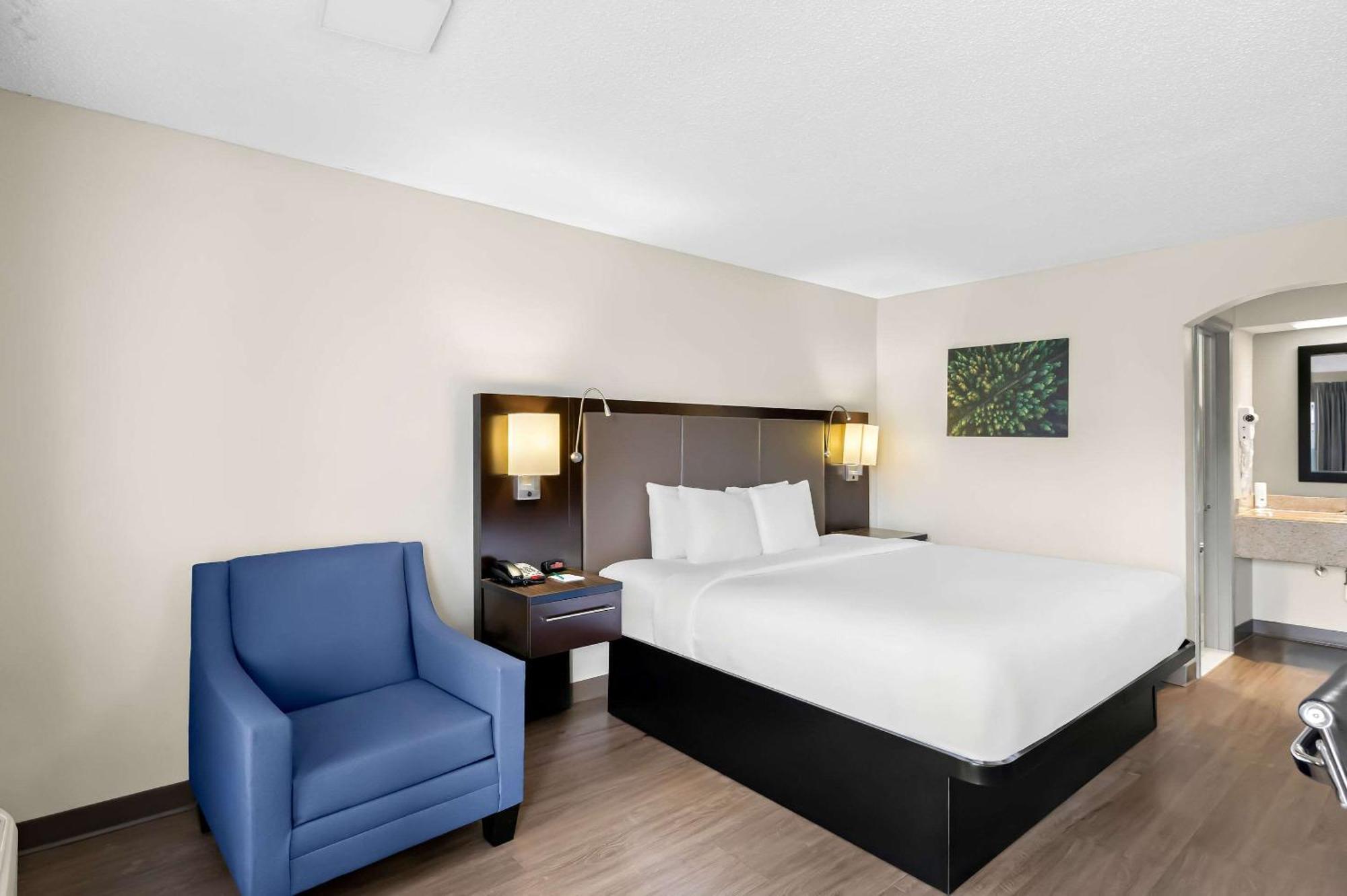 Monticello Quality Inn & Suites מראה חיצוני תמונה