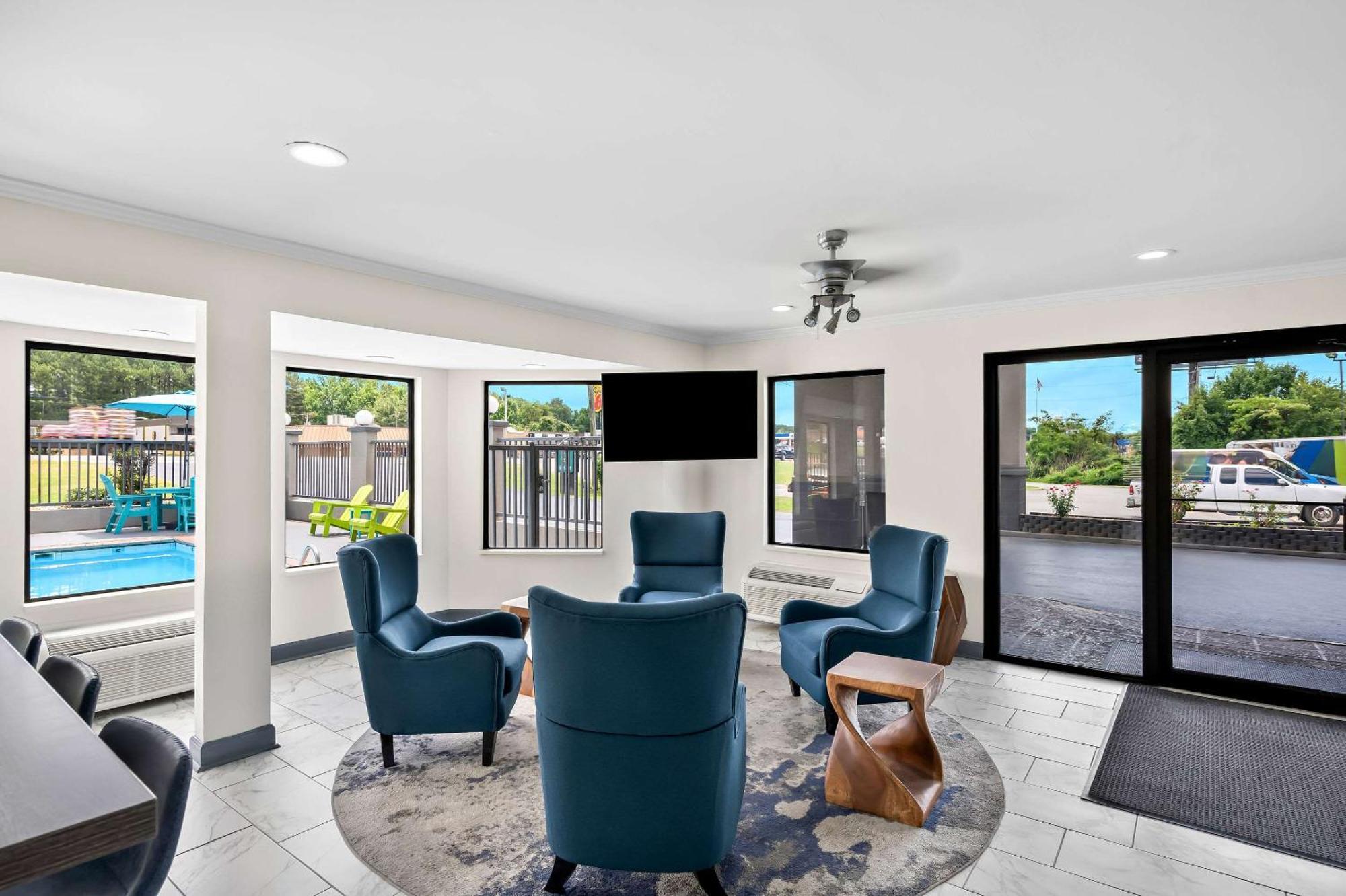 Monticello Quality Inn & Suites מראה חיצוני תמונה