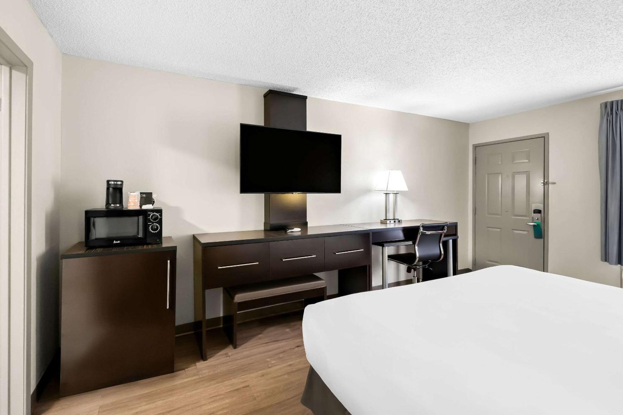 Monticello Quality Inn & Suites מראה חיצוני תמונה