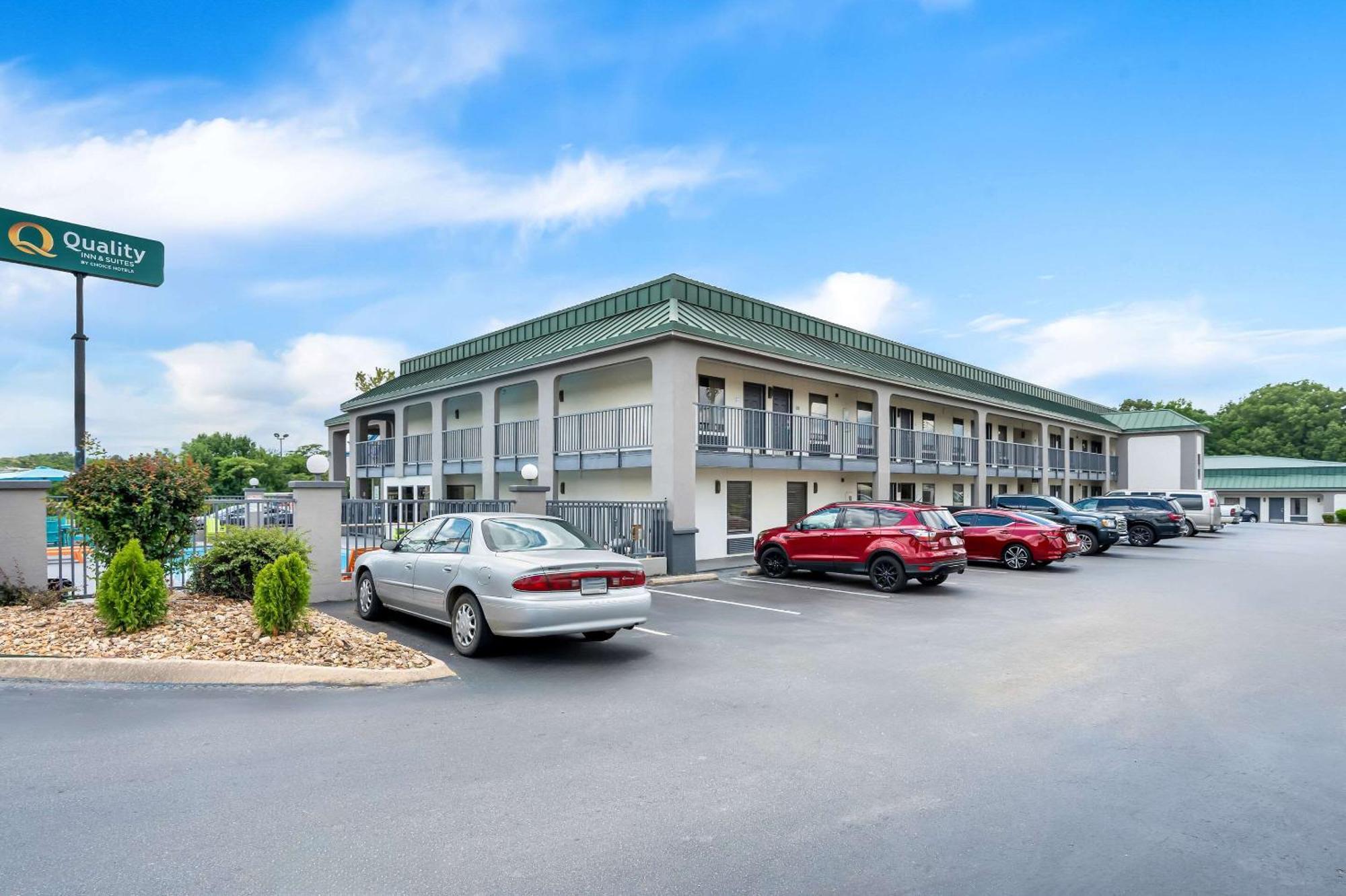 Monticello Quality Inn & Suites מראה חיצוני תמונה